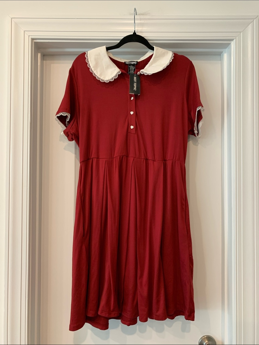 Hot Topic Red Dress with White Lace Peter Pan Collar size XL or 14 NWT